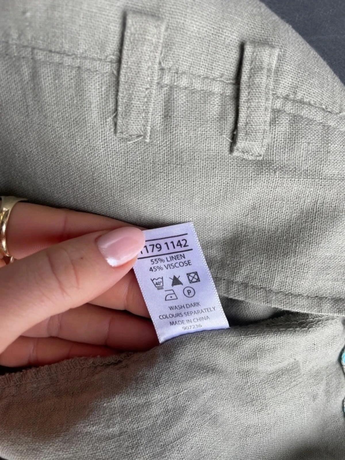 Linen capri shorts