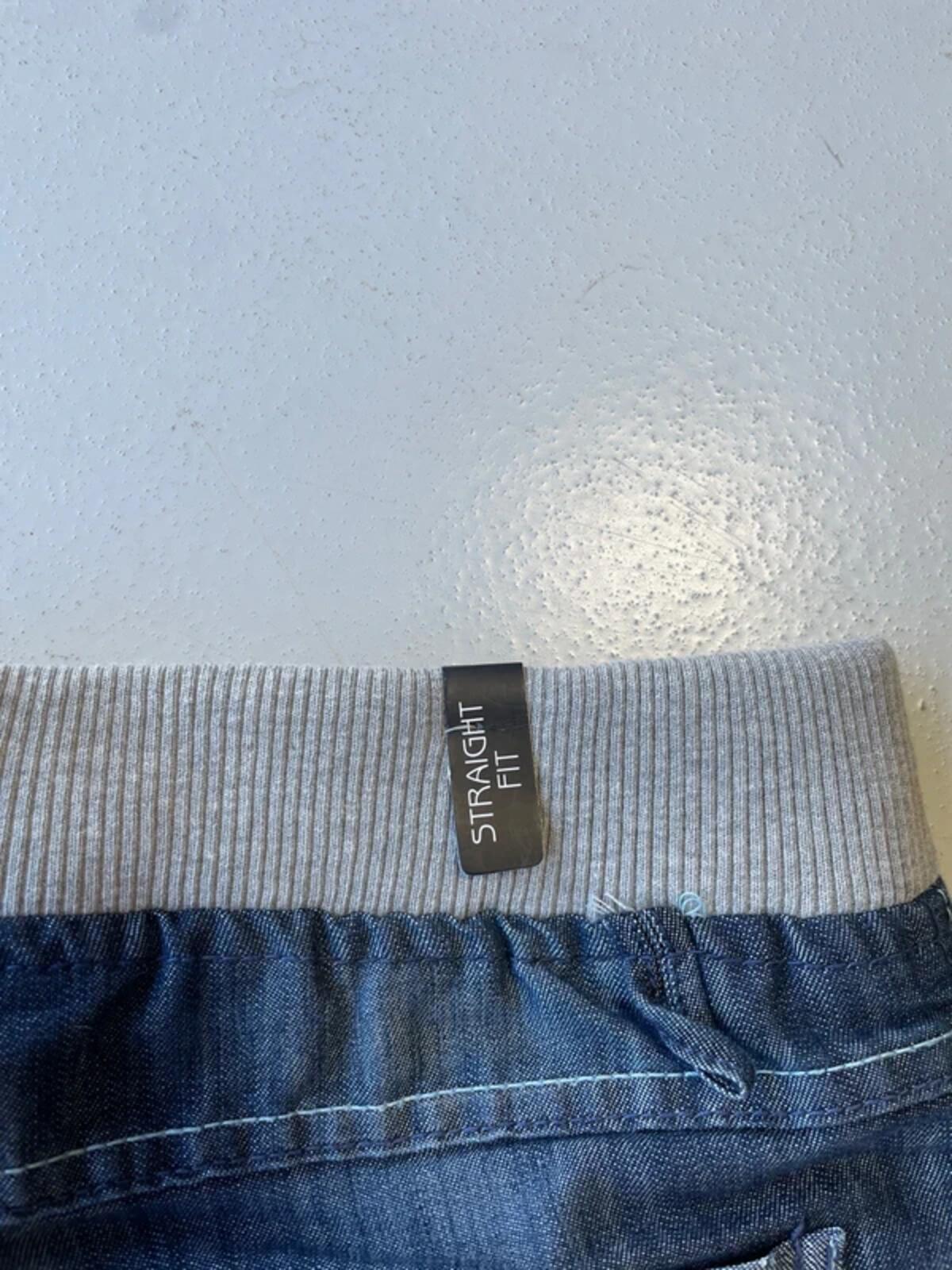 Y2K navy low rise jeans with grey ribbed waistband