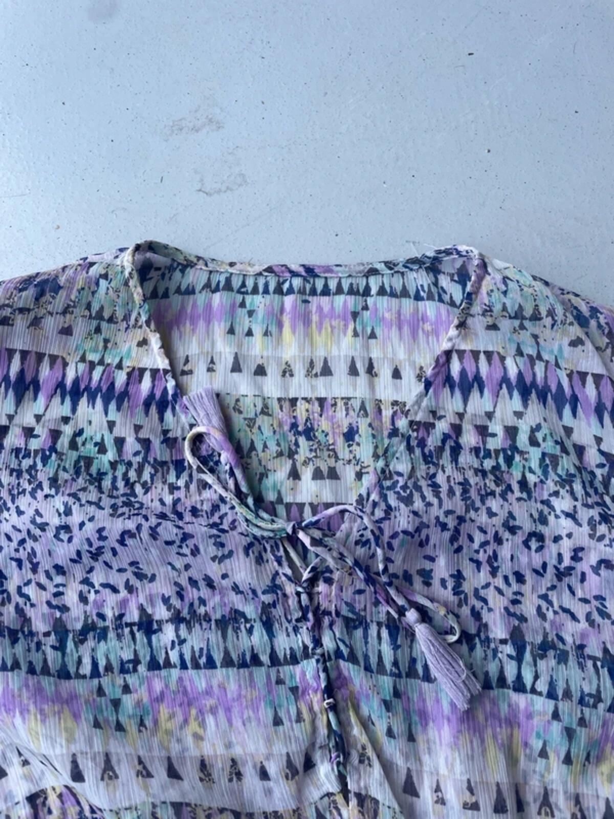Vintage y2k v neck floaty short sleeve top