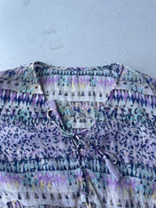 Vintage y2k v neck floaty short sleeve top