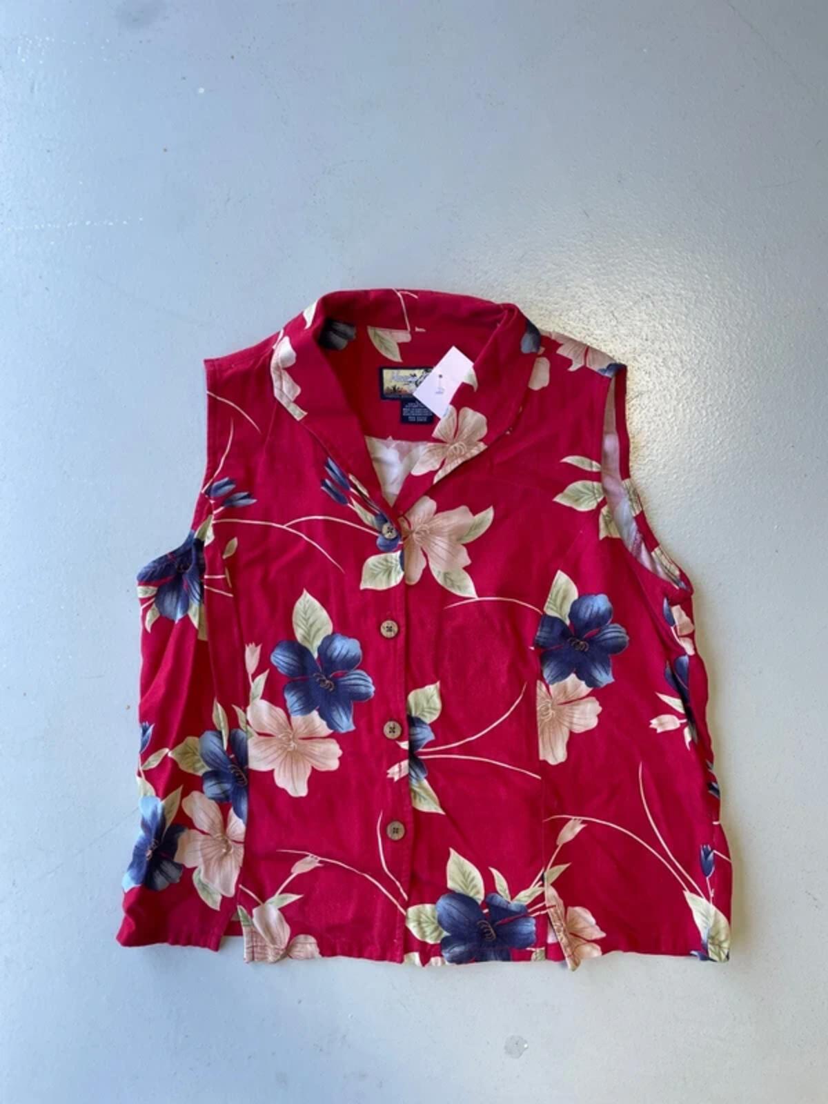 Vintage red hawaiian print button up vest