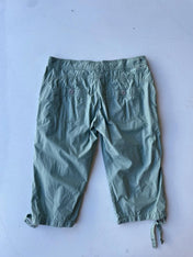 00s Khaki cargo capris