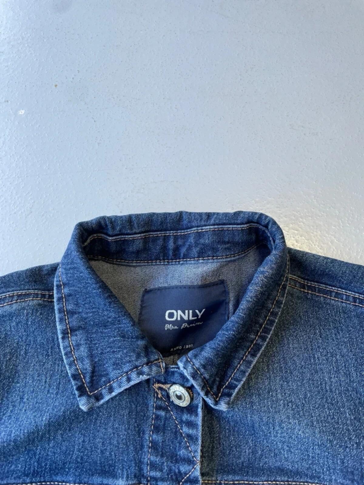 Vintage navy denim jacket