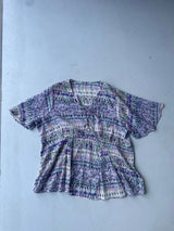 Vintage y2k v neck floaty short sleeve top