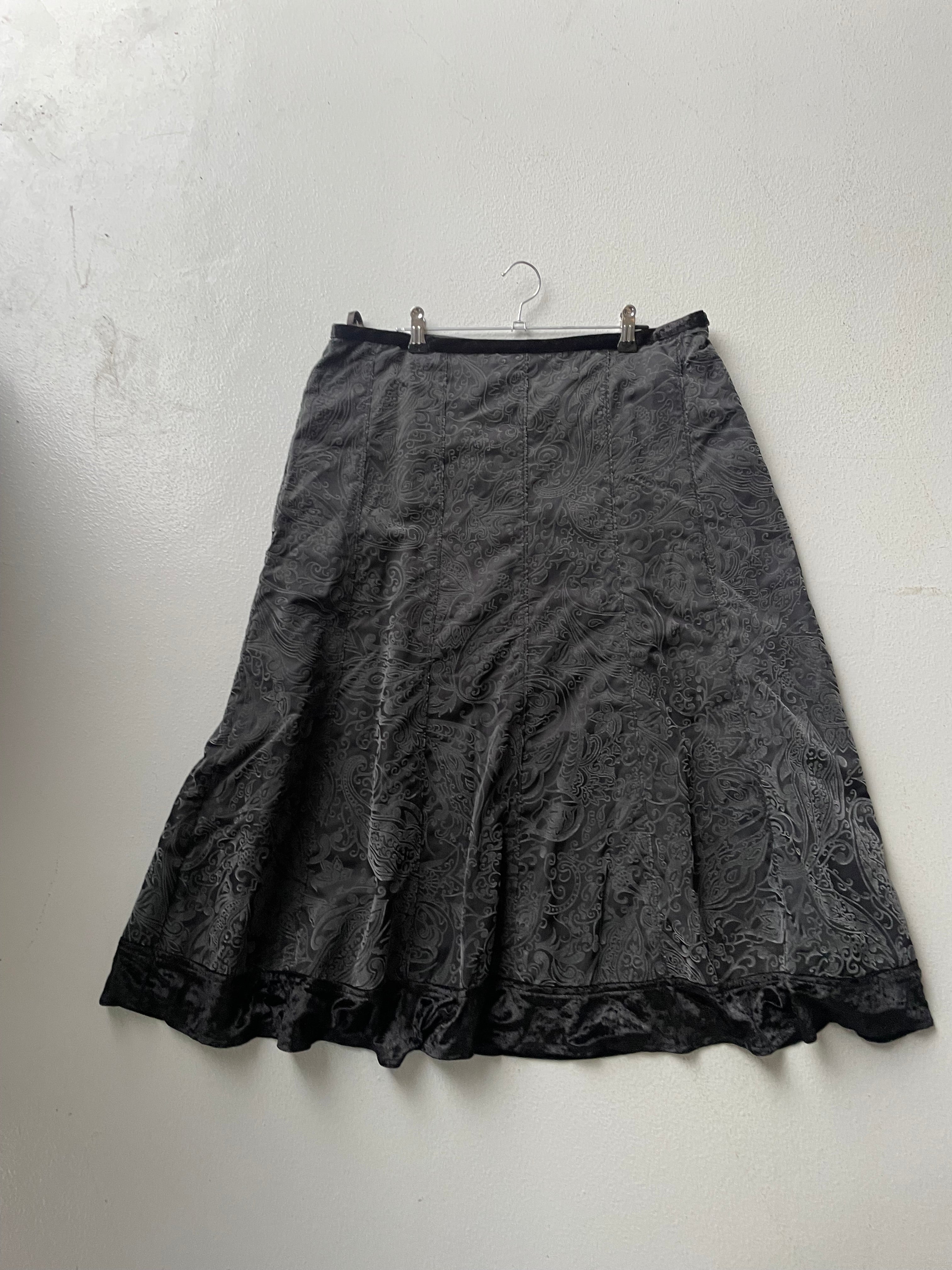 Vintage y2k Peruna Black Velvet Midi Skirt