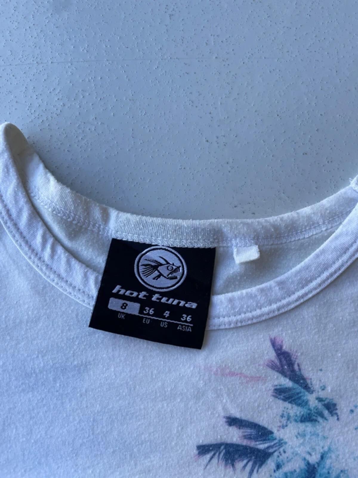 Hot Tuna white and blue graphic tee