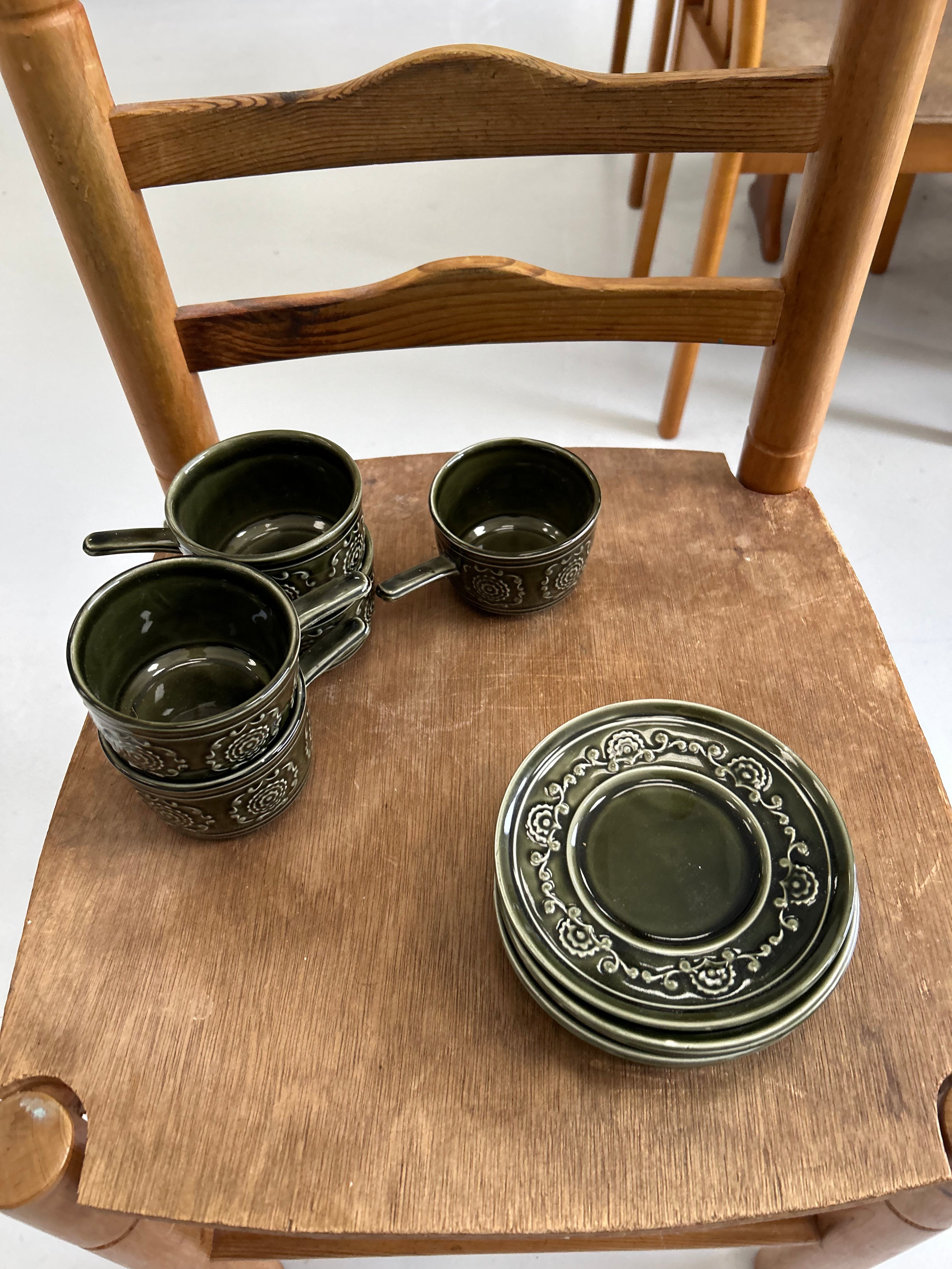 Vintage Tams Green Mugs and Saucers
