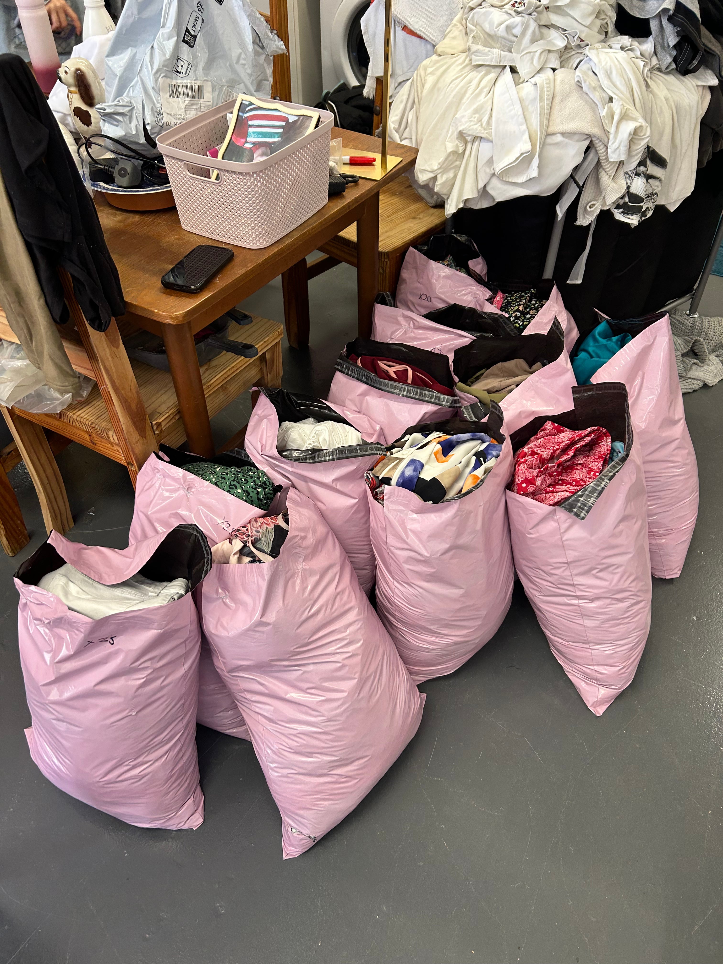 Wholesale Women's Mixed Clothing Bundle