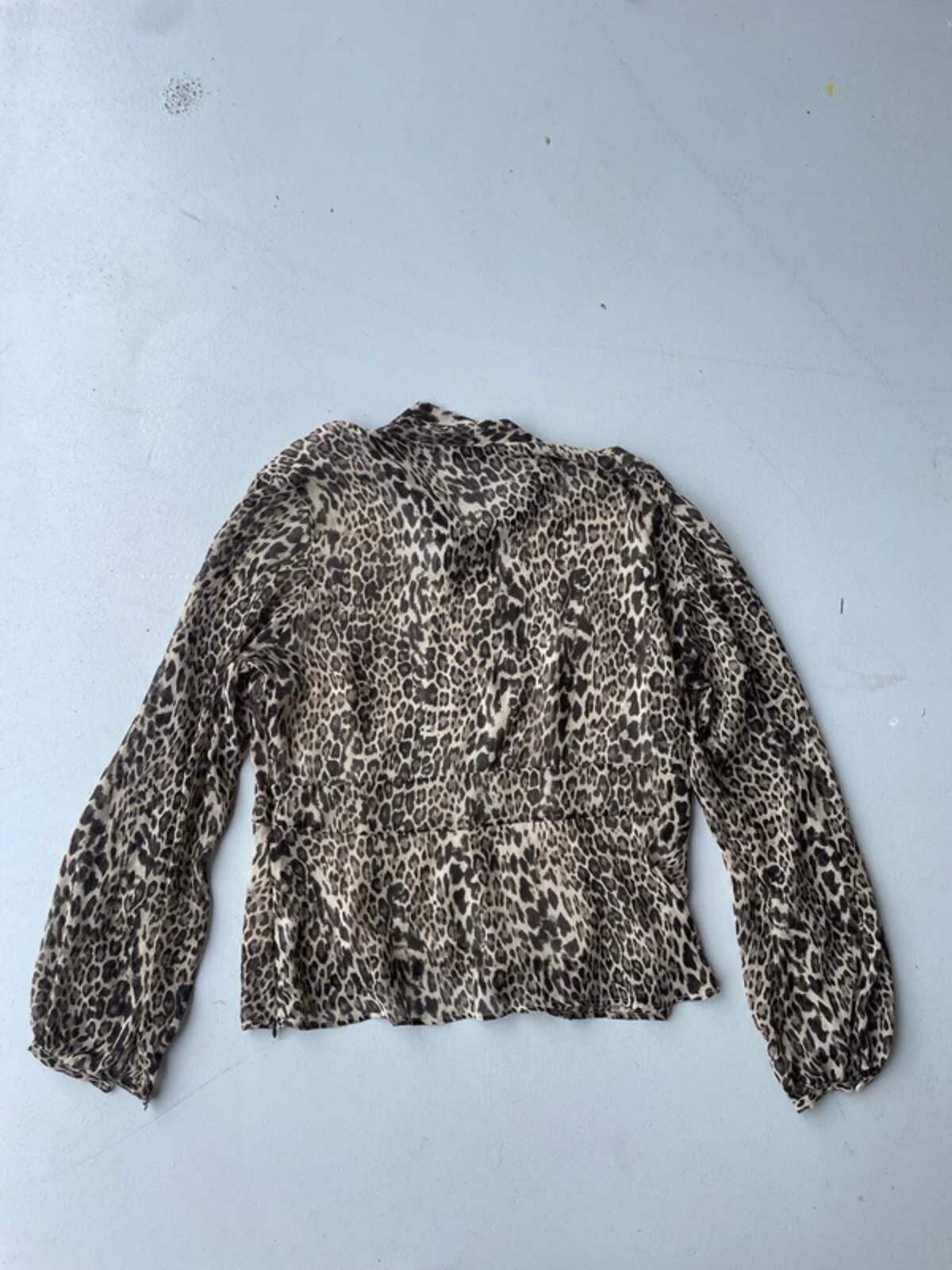 Vintage Y2K leopard print blouse