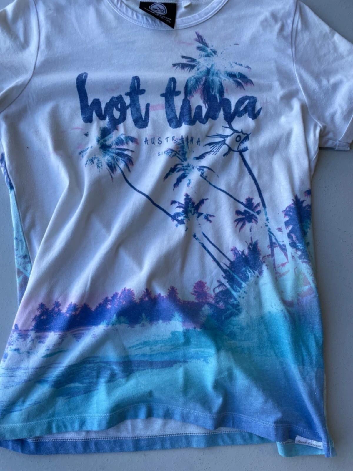Hot Tuna white and blue graphic tee
